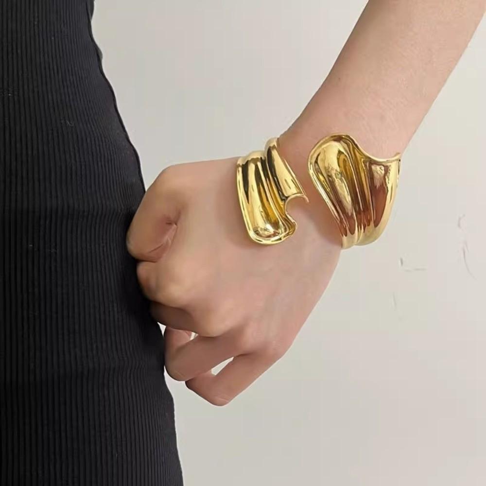 Metal Zinc Zinc Alloy Wide Opening Bangle Opening Arm Ring Retro Hand Ring  Party Decoration