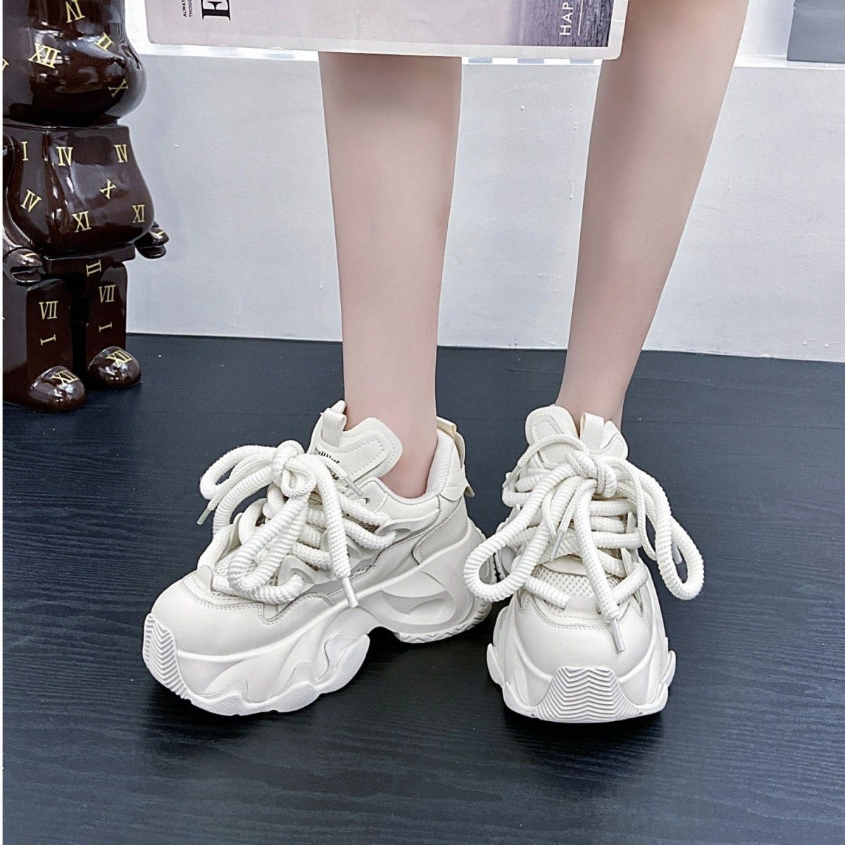 

Популярная обувь Dad Shoes Женская новая осенняя женская обувь Универсальные кроссовки, увеличивающие рост 40 белый