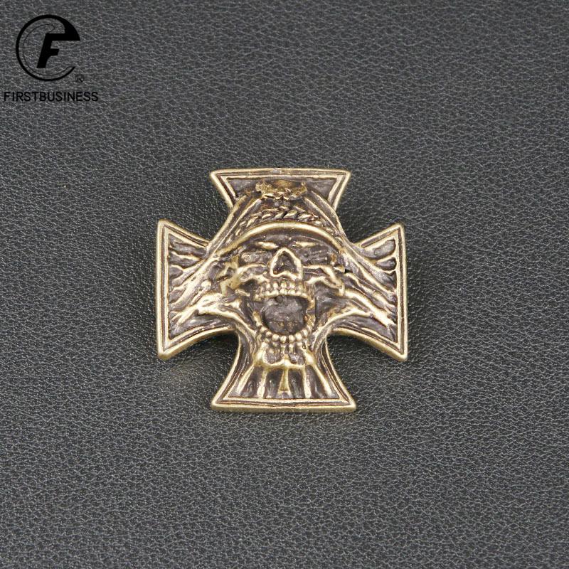 Vintage Brass Cross Skull Head Rivets Retro Shouting Skull Funky DIY Leather Belt Wallet Garment Buckles with Screw