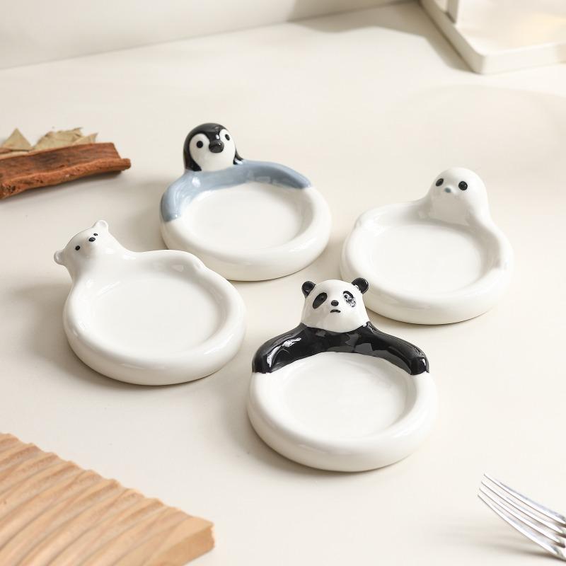 Irregular Shaped Ceramic Seasoning Dish Cute Polar Bear Penguin Dip Dish Seasoning Tool Cartoon Ceramic Snack Dish Distributor