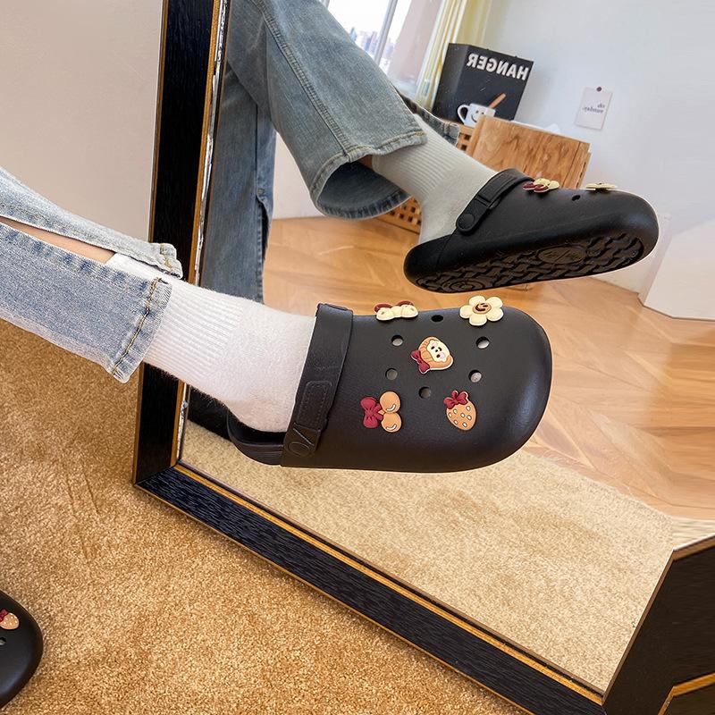 New DIY hole shoes women's summer cute cartoon outer wear bag head thick sole beach cool slippers