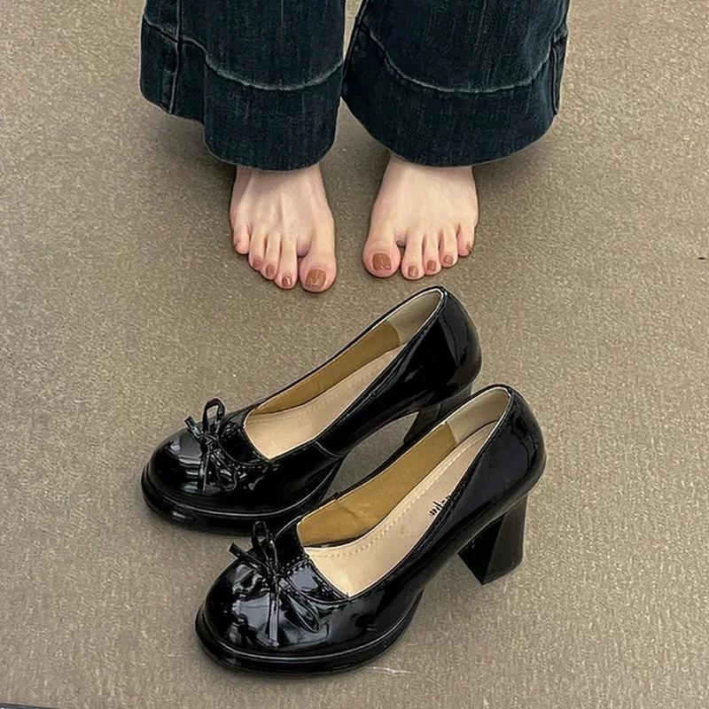 Fashion Designer Vintage Butterfly-knot Women Pumps Shoes Fashion Slip On Party Dress Female Thick Heel Shoes