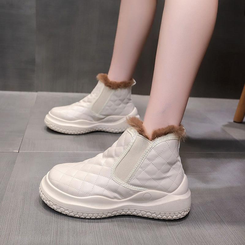 One-pedal High-value Snow Boots Women's Velvet Thickened Soles 2025 New Waterproof and Non-slip Rhombus Pattern Bread Cotton Shoes