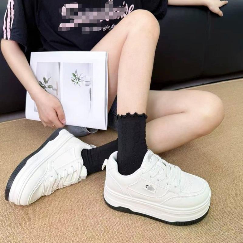 

Little white shoes women s autumn new thick-soled heightening casual shoes versatile women s shoes white shoes board shoes 40