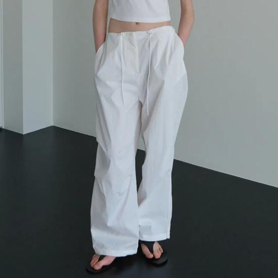 Musinsa Women s Parachute Pants White 22