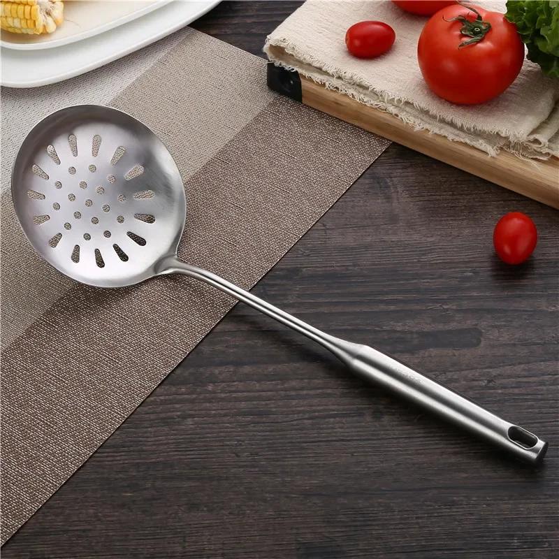Kitchen Cooking Stainless Steel Spatula, Soup Spoon, Large Colander, Scooped Hollow Handle Cooking Shovel, 1Pc