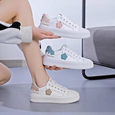 Lovely Flower Little White Shoes Women's 2023 Spring Board Shoes Flat Top Women's Shoes