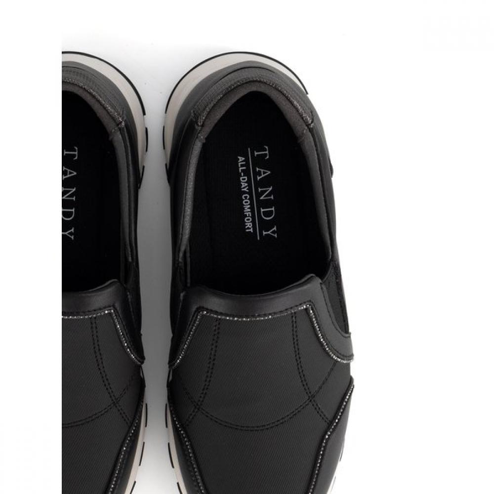 Tandy Women S SneakerS Black  G25426