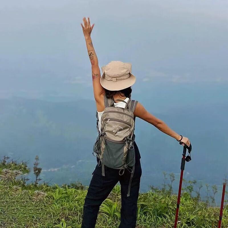 FTLY Lightweight Outdoor Hiking Backpack