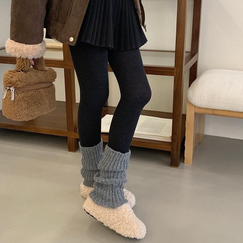 Thick-soled lamb wool slippers for women to wear in the autumn and winter of 2025, new models for lazy people, one pedal bag head and half drag