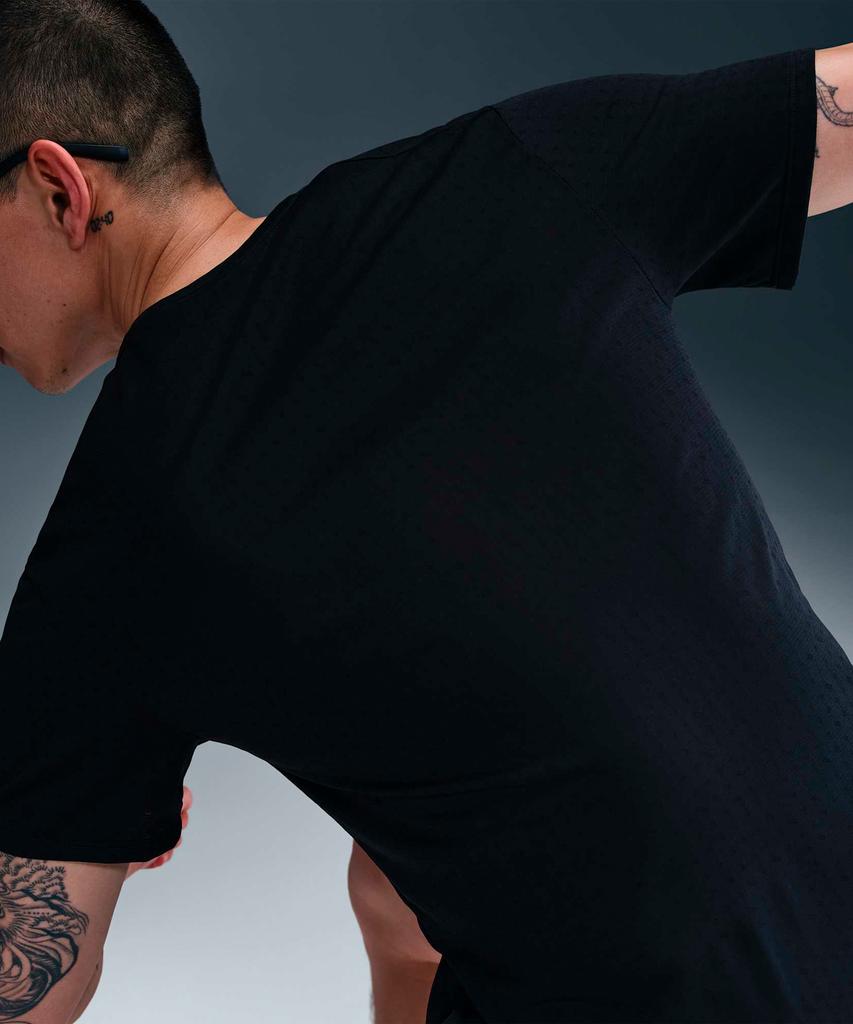 Nike Miler Breed Dry-Fit Short Sleeve Running Top M - Black / Hj4182-010