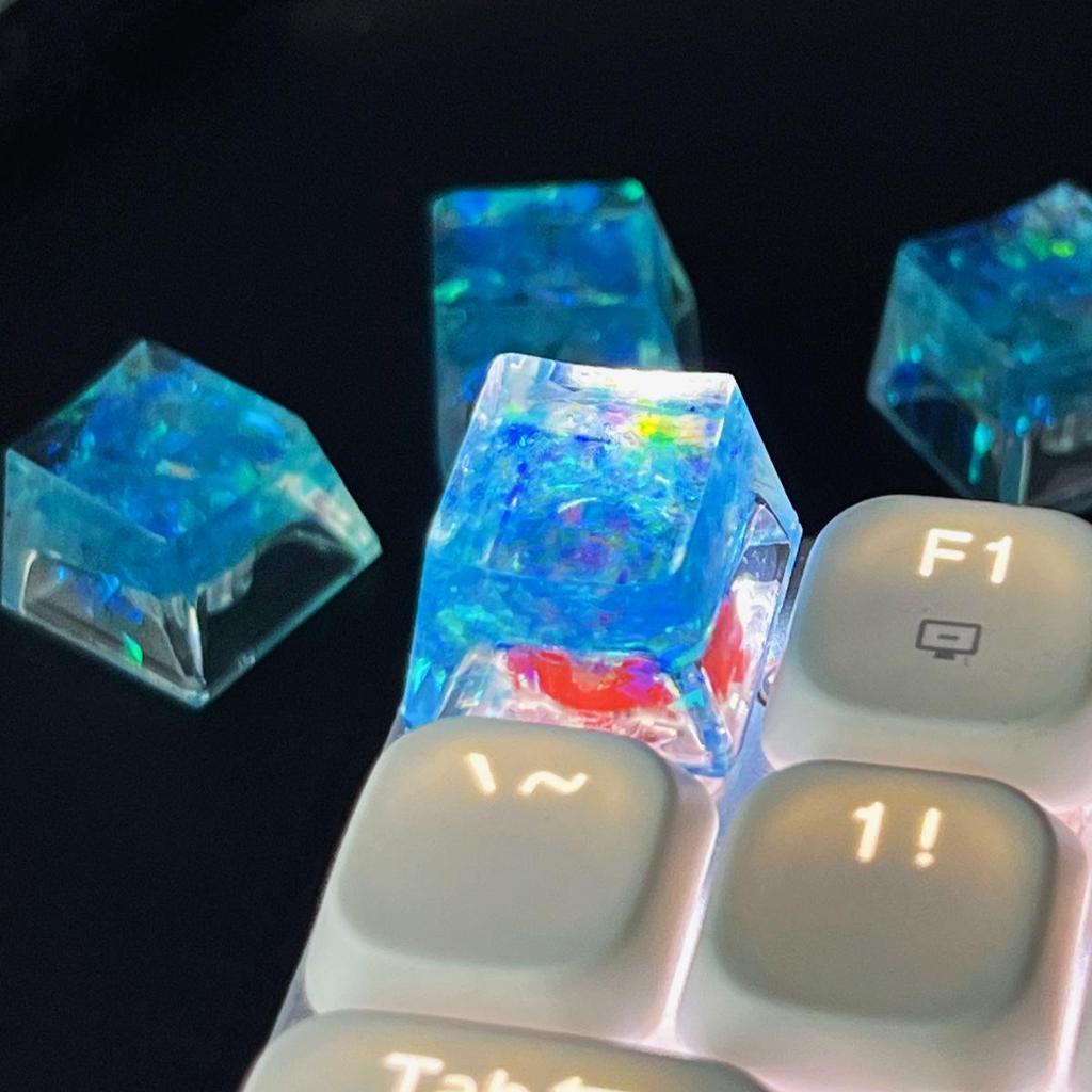Handmade Translucent Shell Resin Keycaps for Mechanical Keyboards - Colorful Cross-Axis Design