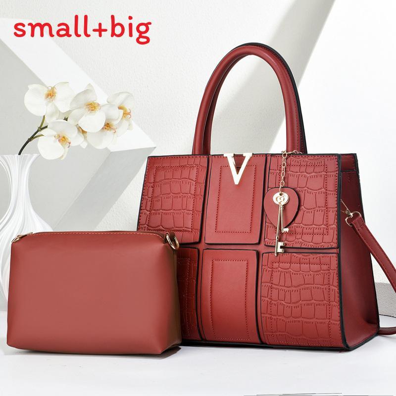 Pu Crocodile Textured Shoulder Bag With Splicing Design For Daily Use Women