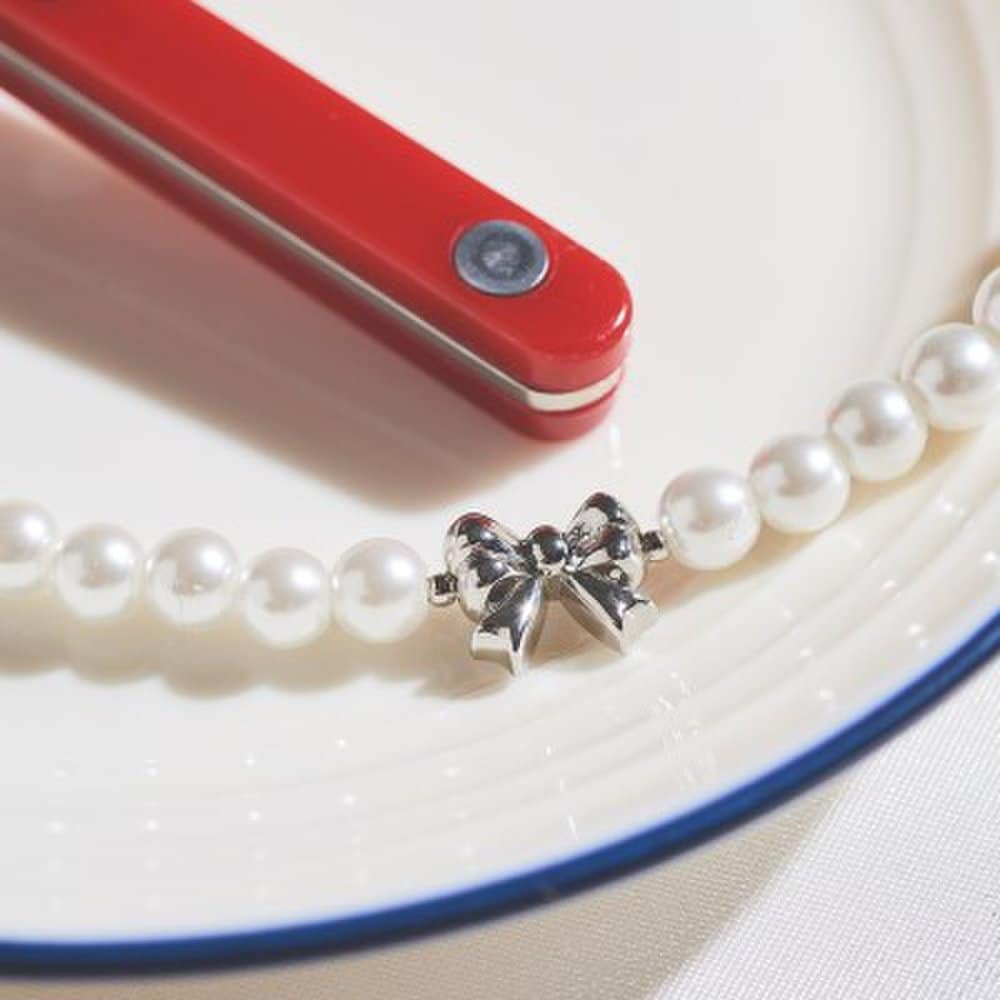 Sha Ribbon Pearl Necklace