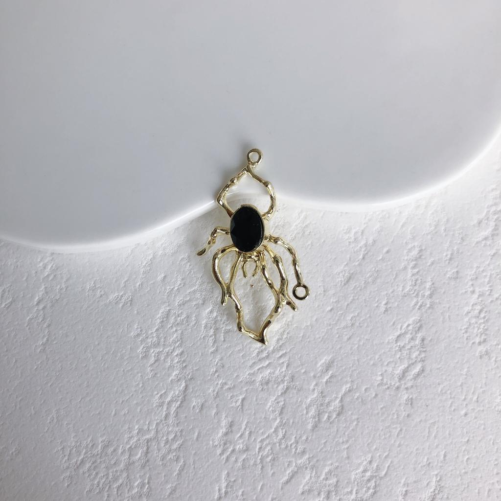 2pcs Alloy Pendants Spider Shape Colorful Unique Style Single Hole Pendants for Jewelry Making DIY Handmade Supplies Accessories