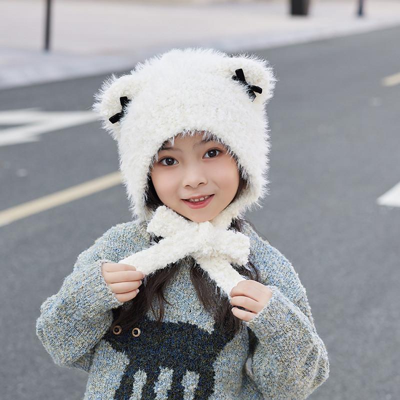 

Уютная детская шапка с мультяшным рисунком и дизайном с ушками для холодной погоды и повседневной носки бежевый