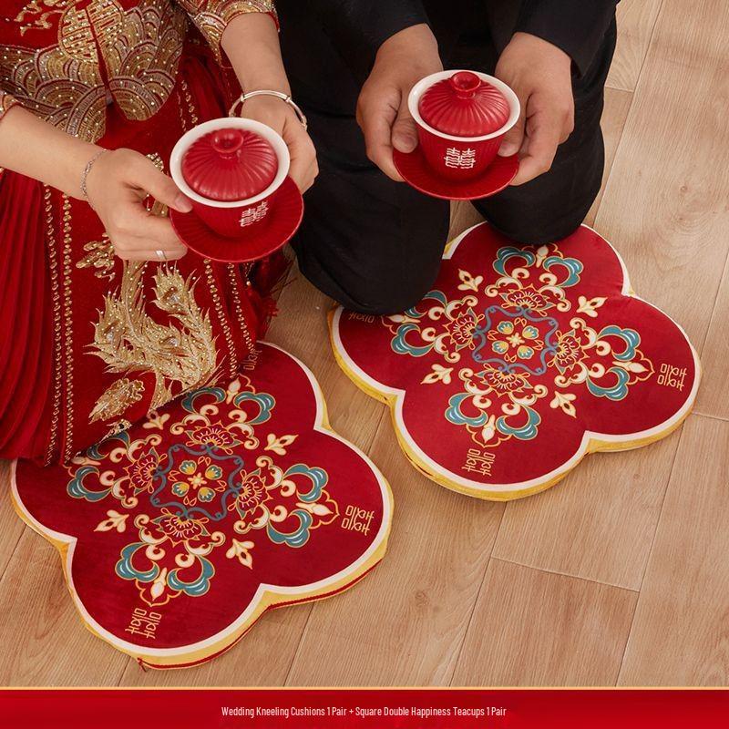 Red Wedding Kneeling Cushions for Tea Ceremony and Bride's Address Change - Complete Cotton Set.