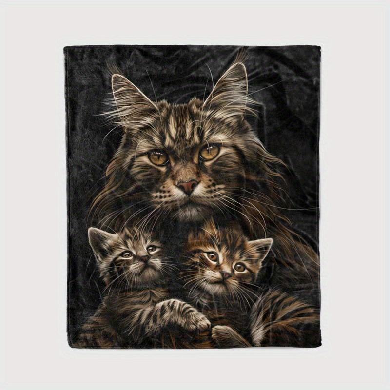 Maine Coon Cat Family Print Flannel Throw Blanket Super Soft Warm Blanket for Sofa Bed Cat Lover Pet Home Decor Gift