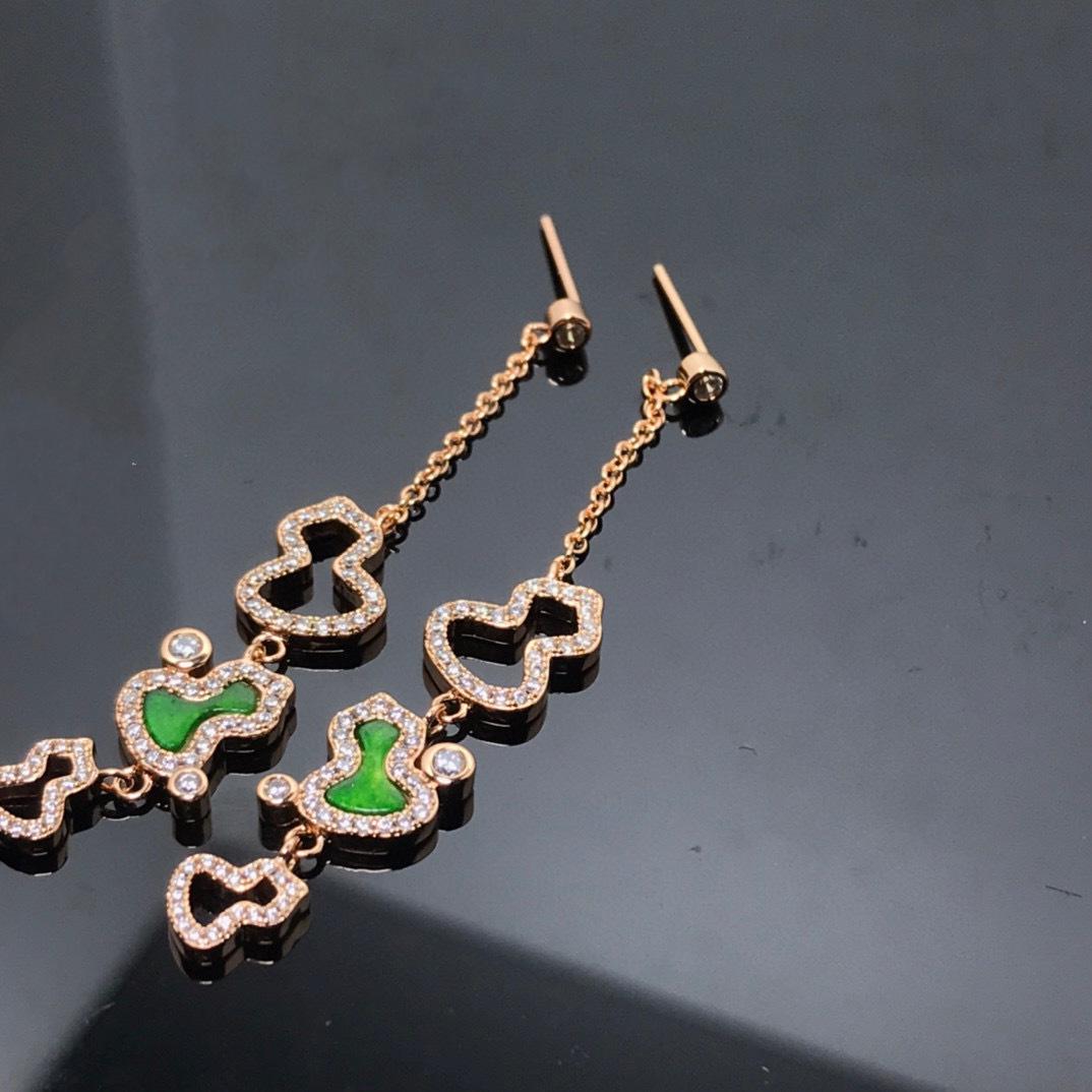 

High-End Qilin Gourd & Mother-of-Pearl Dangle Earrings with Diamond-Set Ear Cuff Style