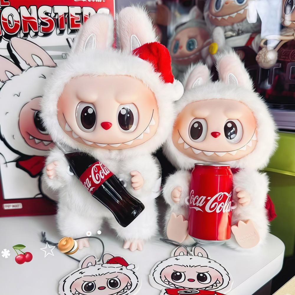 LABUBU Dukke figurer G3 Bilpynt - Vinyl Coca-Cola Flaske Auto Dekor, Speil/Dashbord/Ventilasjonsklemme Ornament, Samleobjekt Sikker Kjøring Gave