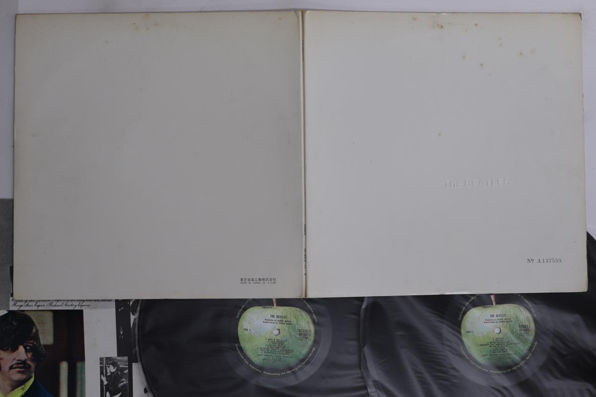 

LP Record BEATLES - White Album (- Toshiba Emi) AP857071 APPLE 1976 Japan Rock Used
