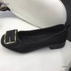 Neue flache Einzelschuhe Frühling dicker Absatz kleine Lederschuhe weiche Sohle 42 ein Pedal Damenschuhe Mutterschuhe