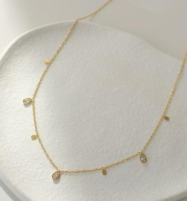 Silver 2024 Light Luxury Trend Pendant Necklace Simple New High-end Party Fashion Pendant Necklace