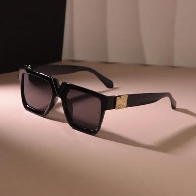 Brillen & Accessoires – Sonnenbrille