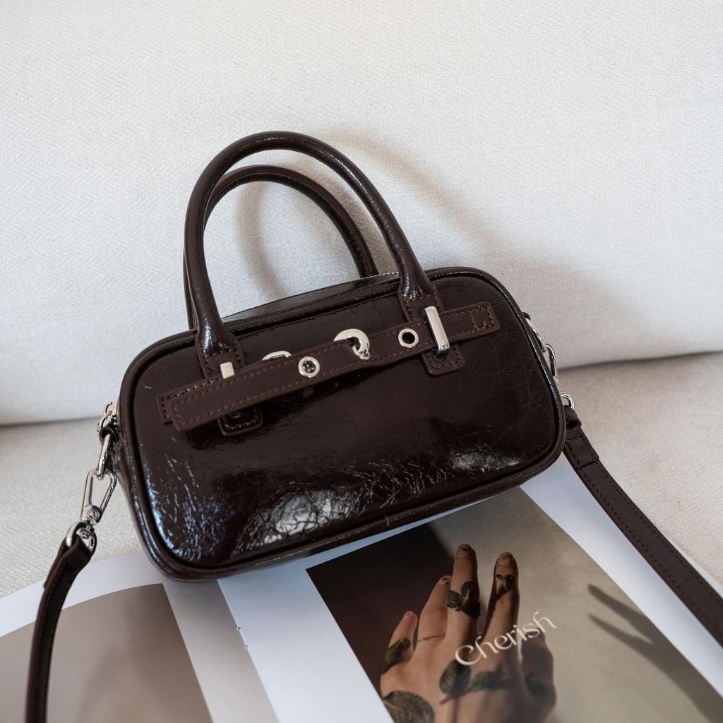 Cowhide Single Shoulder Crossbody Women's Bag, Women's Fashion Generous Pillow Bag Zipper Soft Leather Portable Bright Leather