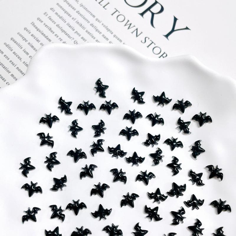 100 Pcs New Cute Mini Resin Halloween bat Flatback Ornament Jewelry Making Manicure Hairwear Accessories