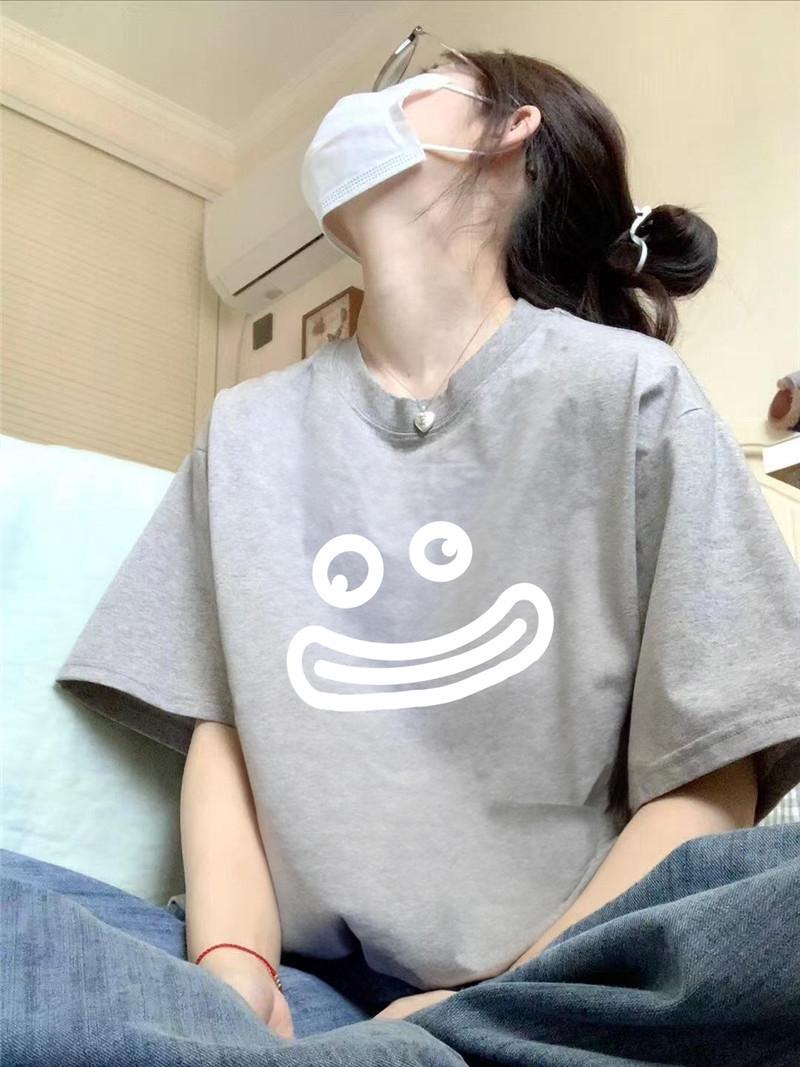 

Женская футболка 2025 года, дизайн, чистый хлопок, свободный крой, короткий рукав - американский уличный стиль XL хизер серый