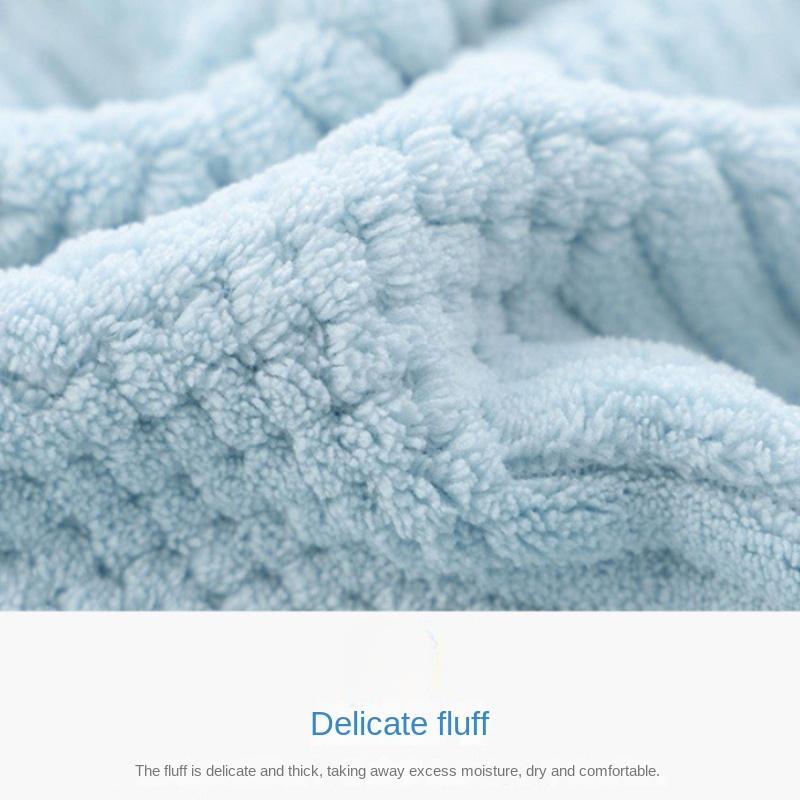 Thickened Auspicious Plaid Coral Velvet Large Bath Towel Household Adult Shower Towel, Absorbent and Quick Drying Beach Towel