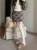 Plus Size Retro Plaid Woolen A-line Skirt for Pear-Shaped Women - Hip-Covering, Slimming Short Skirt for Autumn/Winter