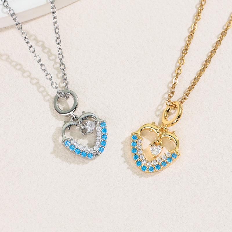 Heart-Shaped Zircon Love Pendant Necklace - Fashionable Copper Clavicle Chain