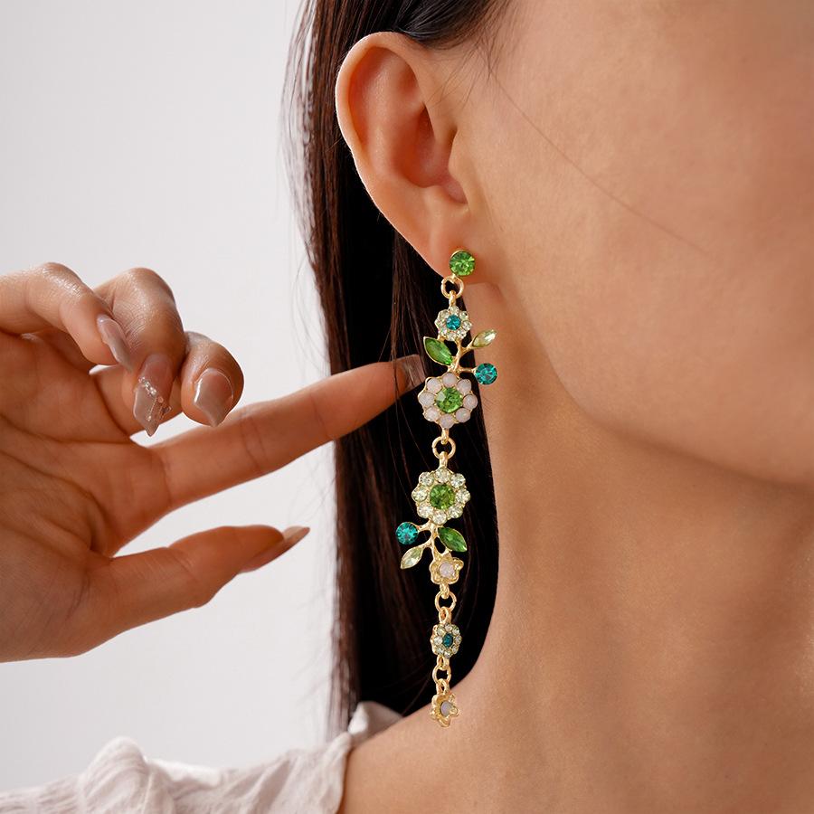 Retro diamond-encrusted branches and leaves flower long silver needle earrings niche super fairy sweet earrings