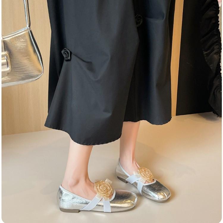 French round head flower pleated flat shoes fairy style ballet shoes with skirt lazy one pedal Mary Jane shoes