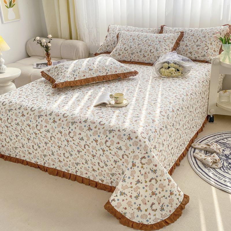 New Cotton Bed Cover Retro Lace Cotton Bed Cover Set of Three