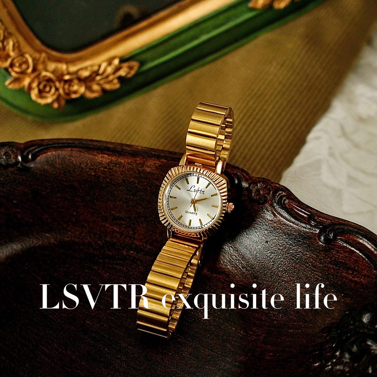 

Vintage Style Gold Women s Watch - Fashionable Retro Ladies Timepiece