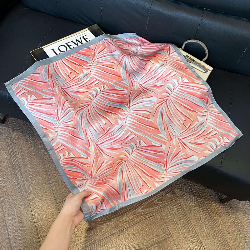 Fashion Black and White Printing Temperament Square Scarf Imitation Silk Korean Version Decorative Scarf Scarf Professional Decorative Shawl Silk Scar