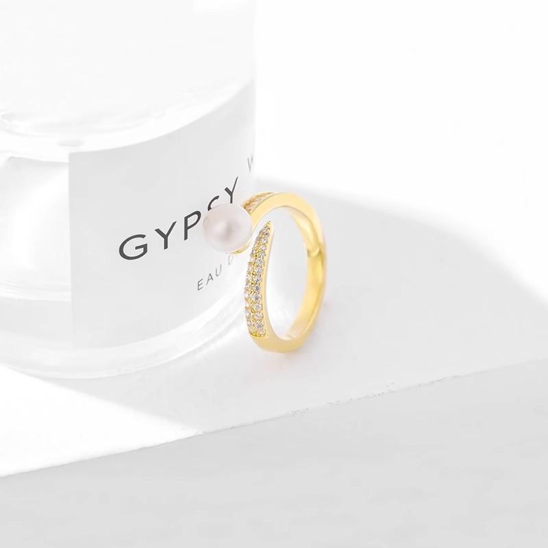 And Sophisticated Eyecatching Pearl Zircon Open Ring Perfect For Occasion Any