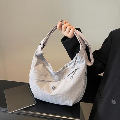 Sommer Umhängetasche mit großem Fassungsvermögen, Modische Schultertasche, Damen Pendlerrucksack, Einfache Knödel-Tasche