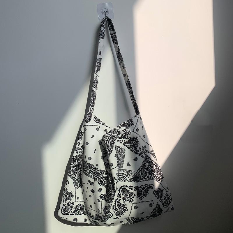 Schultertasche aus Kord-Canvas mit Leopardenmuster - Koreanischer Stil, Neues Sommer-College-Design