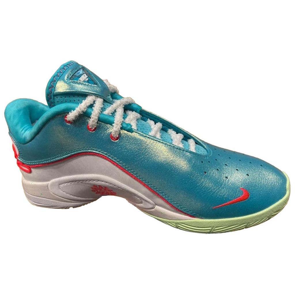 Nike LeBron 22 EP Christmas Solar Red White Vapor Green Men's Basketball Shoes HV5147-600