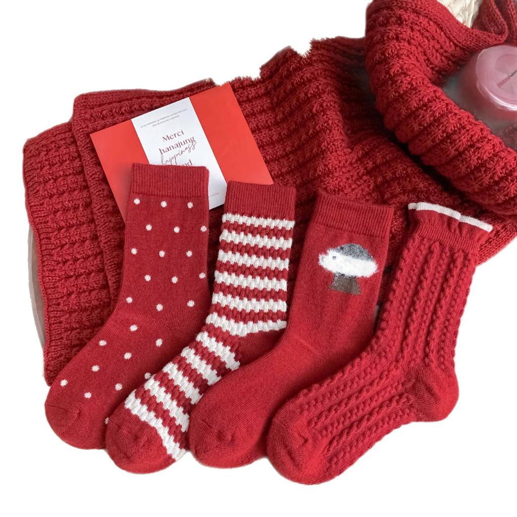 Red Twist Wool Socks, Winter Red Socks, Thickened Warm Socks, New Year'S Red Socks For The Year Of The Horse