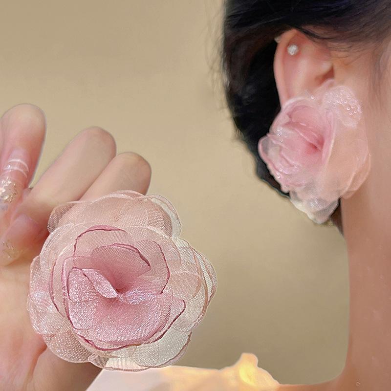 

Серьги из цветочной сетки и новые стильные модные серьги-гвоздики для женщин