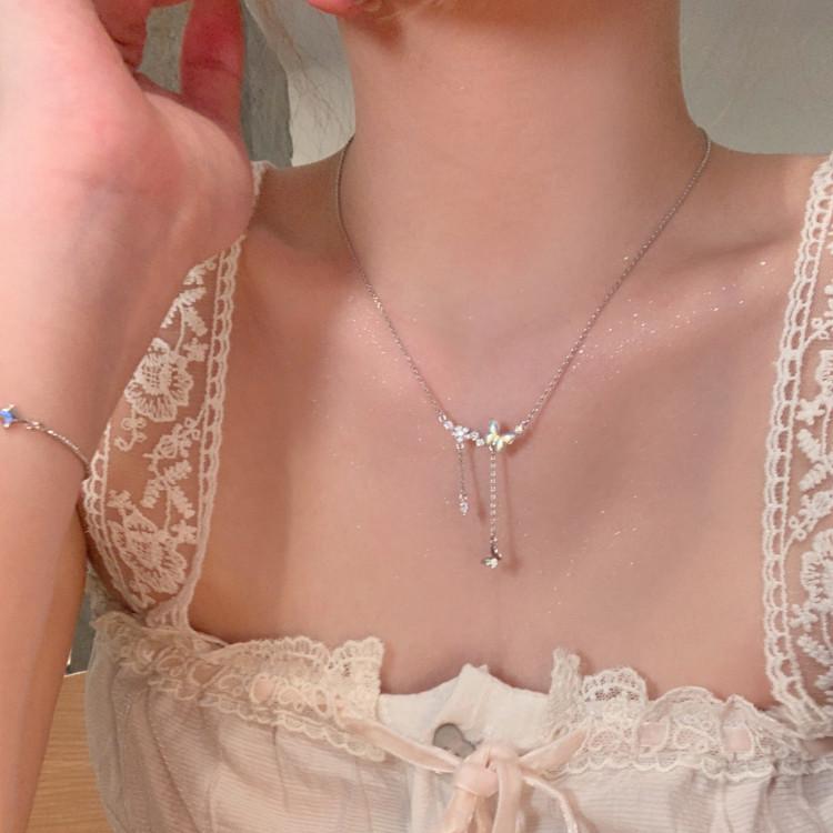 Super Fairy Temperament Butterfly Fringed Necklace Women Light Luxury Niche High Sense Exquisite Versatile Clavicle Neck Chain