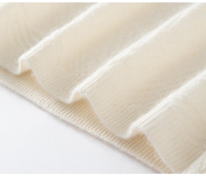 Women's Pure Cashmere Embossed Round Neck Knitwear - New Chinese Style, Loose & Versatile for Autumn/Winter