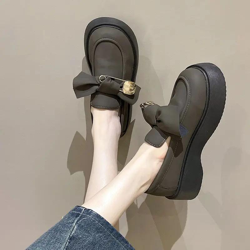 Nové kožené boty v britském stylu pro ženy Boty Mary Jane na silné platformě s mašlí De Mujer