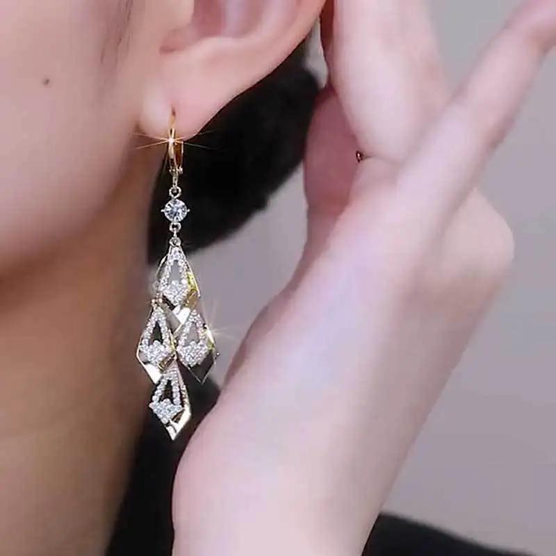 Super Glitzernde Rhombus Zirkon Goldene Quastenohrringe Für Damen Mode Personalisiertes Tägliches Accessoire Party Schmuck Geburtstagsgeschenk