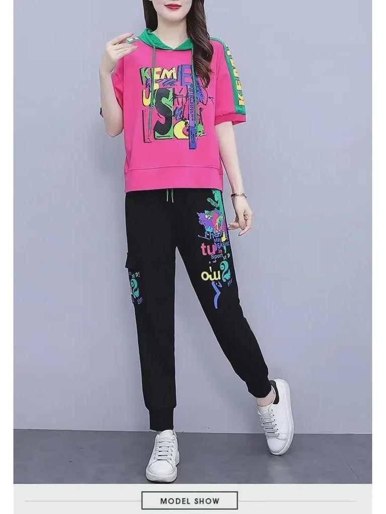 2024 Europäischer Sommer Damen Casual Sportanzug mit Kapuzen-Print-Top und Gespleißten Hosen